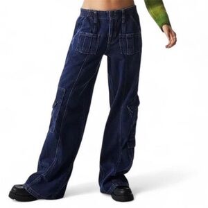 BDG Urban Outfitters | Women’s Dark Blue Denim Y2K Wide Leg Cargo Jeans Size 27